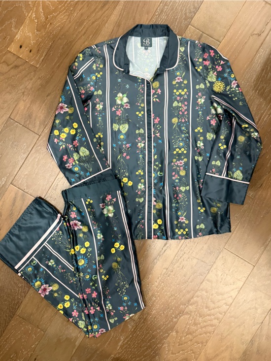 Ted Baker London Other - Ted Baker London Green Floral Stripe Satin Pajama Set with Piping Button-Up
